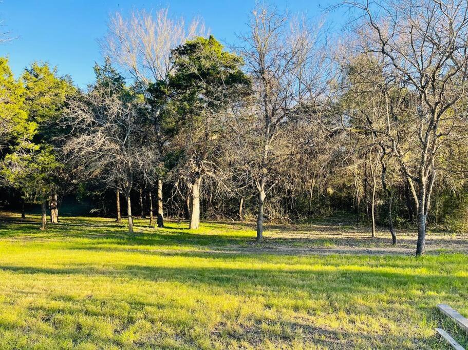 Bastrop Tiny Disc Golf Retreat Villa Ngoại thất bức ảnh